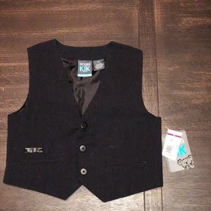 Toddlers Pinstriped Vest with Skull Pattern